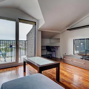  Appartement Luminoso Atico Con Terraza, Irun, Parking, 4pax